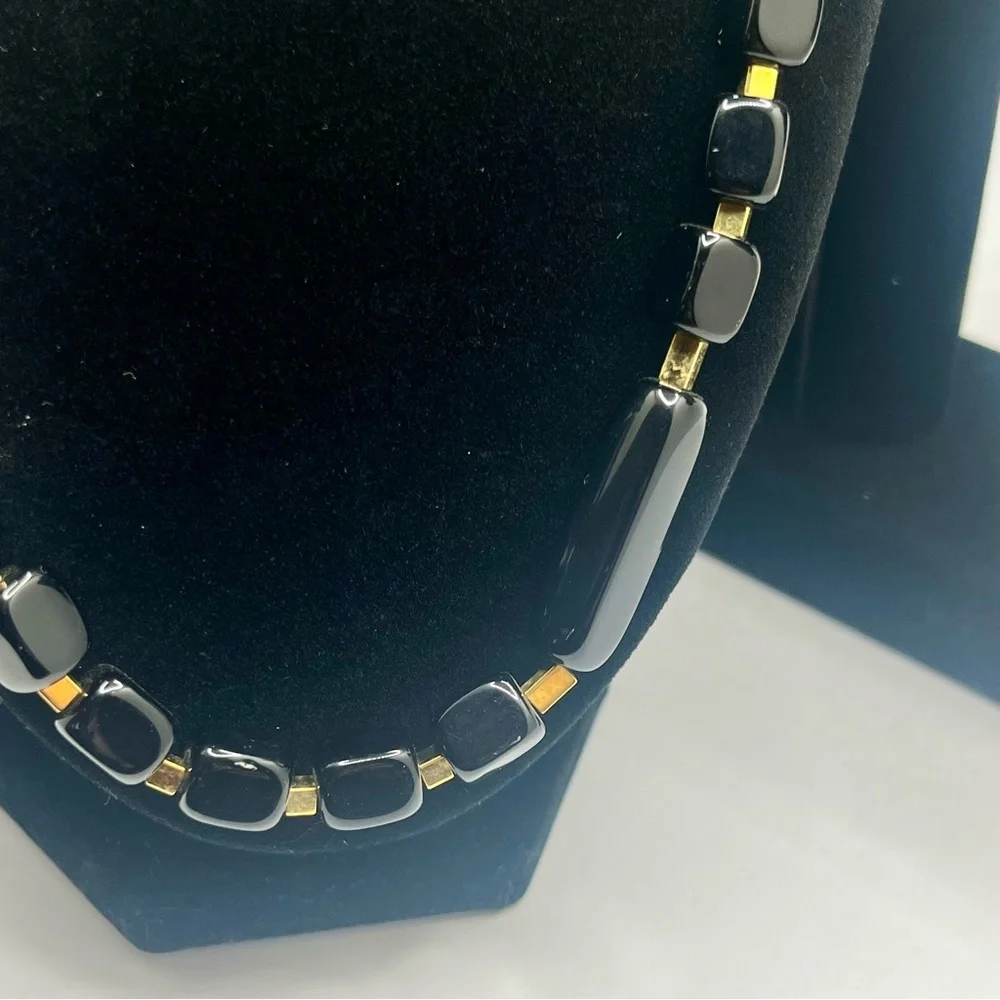 trifari black and gold necklace bracelet set minimalist vintage